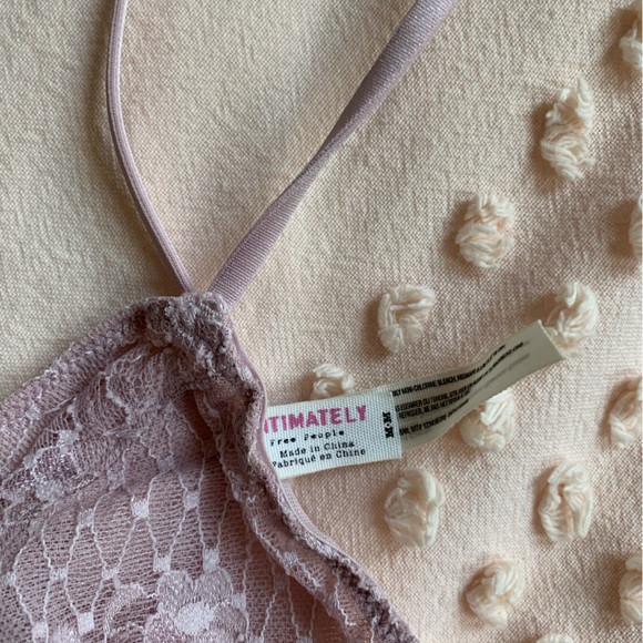 Free People (NWOT!) Bralette - Lilac floral lace - size medium (Not u… - Picture 6 of 12